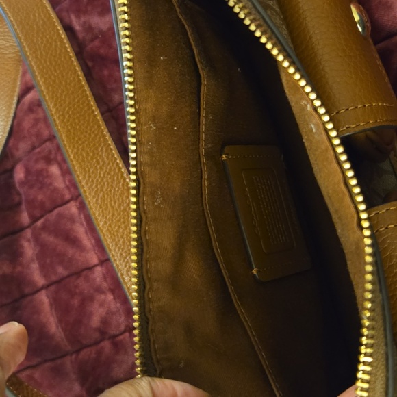 Coach Crossbody Bag - Picture 8 of 8